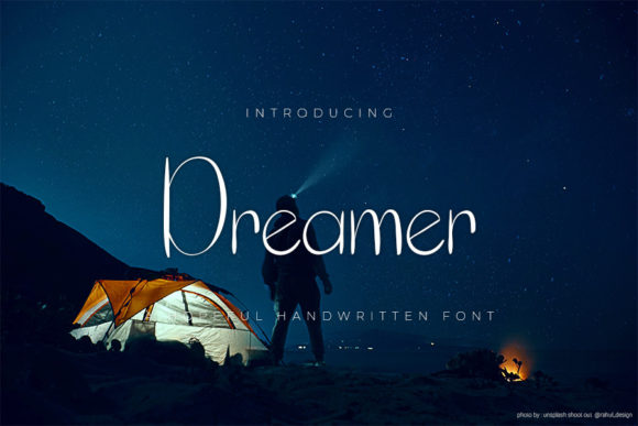 Dreamer: The Refined Script Font for Elegant Design